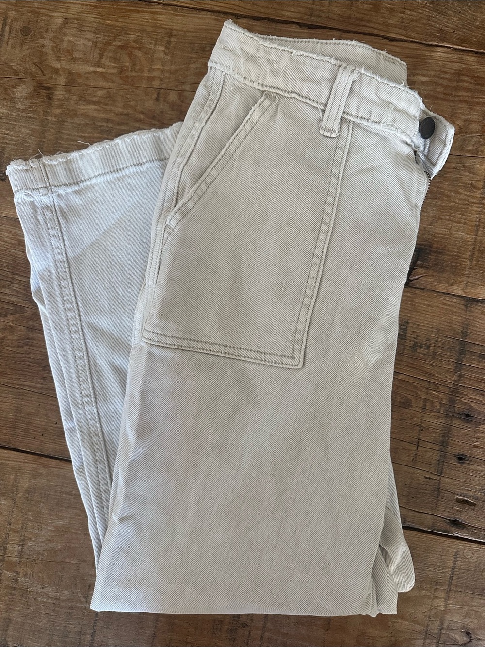 Universal Thread Women's Light Beige Cropped Wide Leg Jeans